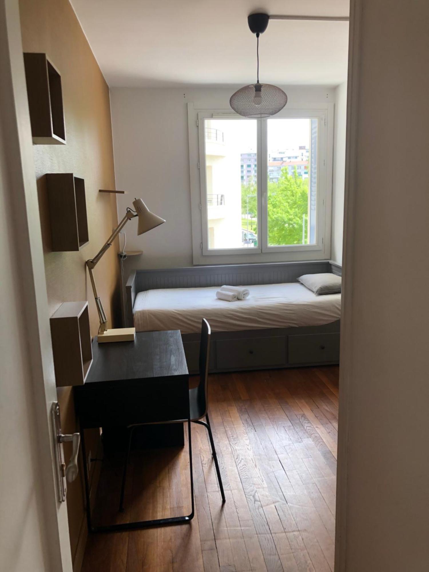 Ferienwohnung Chambre Meublee Cafe Boulevard Joseph Vallier Grenoble Exterior foto